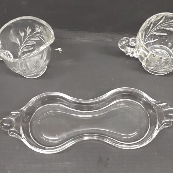 3 pc. bundle of Indiana glass willow oleander & magnolia leaf sugar, creamer set - Picture 4 of 10